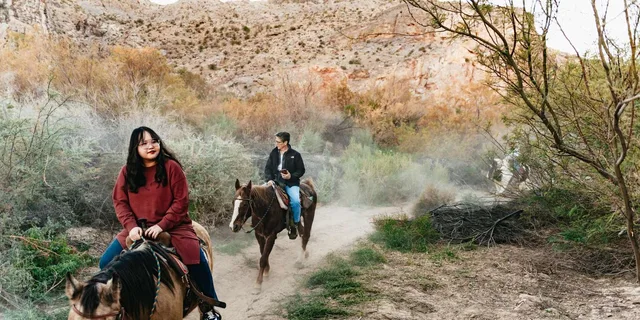 Las Vegas Desert Sunset Horseback Ride with BBQ Dinner - Image 4