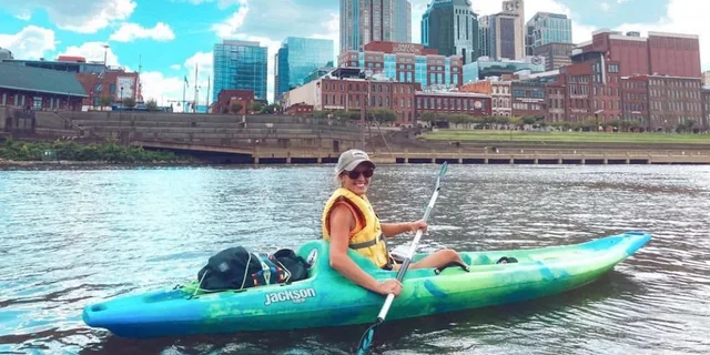 Nashville Downtown Kayak Rental - Image 4