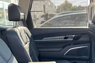 New York Airport Transfer thumbnail 4