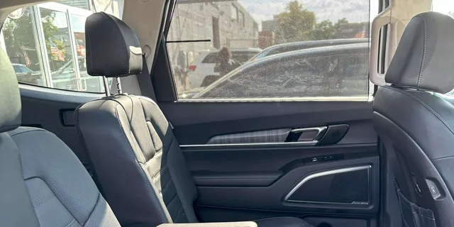 New York Airport Transfer - Image 4