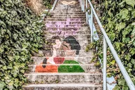 Los Angeles Walking Tour of Hidden Painted Stairways thumbnail 2