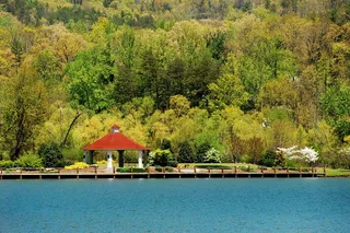 Lake Lure Kayak Tour