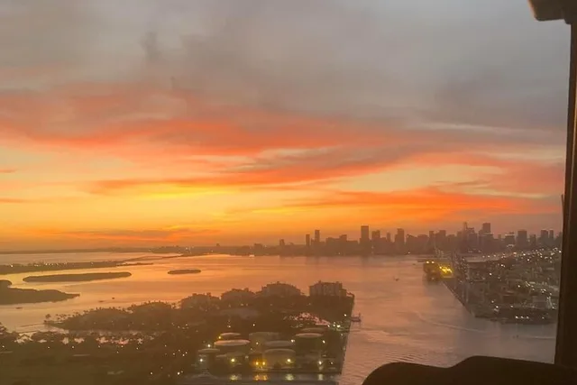Miami Helicopter Tour with Champagne - Image 3