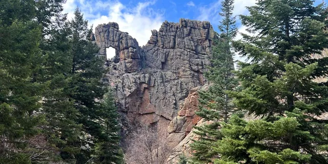 Colorado Springs Jeep Tour: Garden of the Gods & Manitou Springs - Image 5