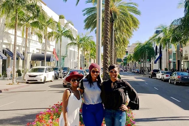 Los Angeles Private Tour of Hollywood, Beverly Hills and Bel Air 2.5 hr - Image 6