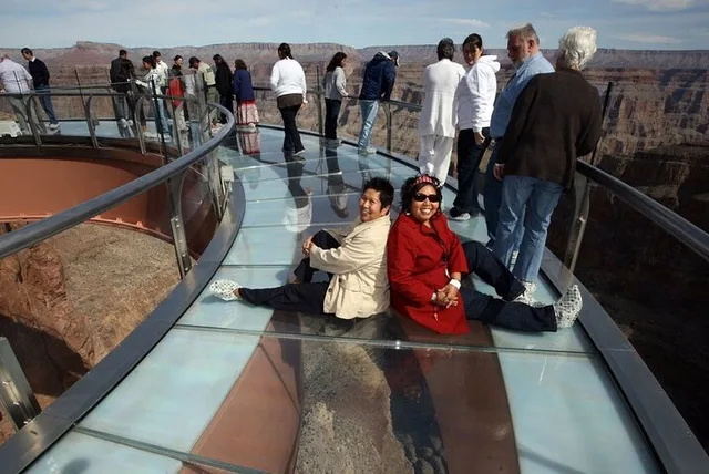 Las Vegas Grand Canyon Skywalk Tour - Image 2