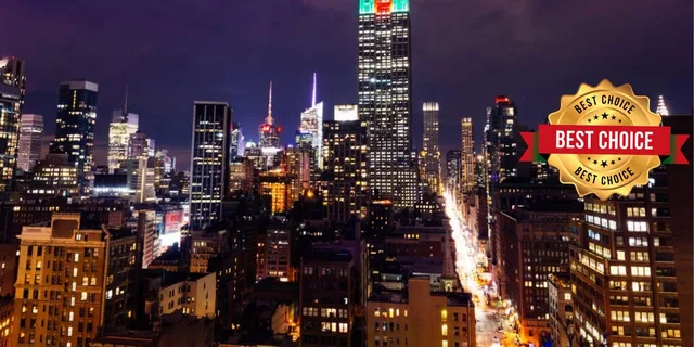New York City Christmas Pedicab Tour - Image 1