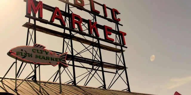Seattle Pike Place Market and Downtown Tour 1.5 hr - Image 1