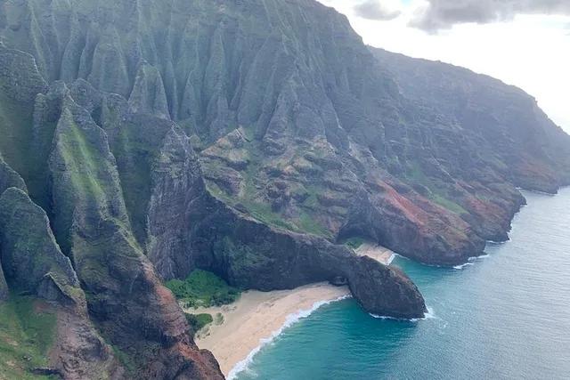Kauai Doors-Off Helicopter Tour - Image 5