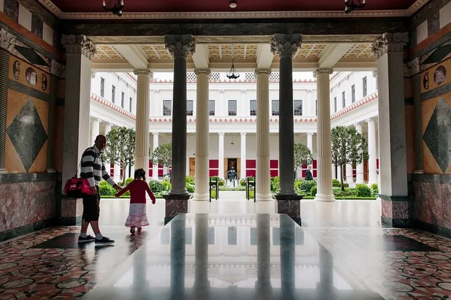 Los Angeles Getty Villa Private Tour - Image 5