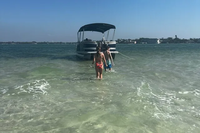 Sarasota Bay Private Charter - Image 1