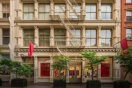 New York SoHo Self-Guided Audio Tour thumbnail 2