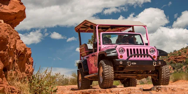 Sedona Scenic Rim Jeep Tour - Image 1