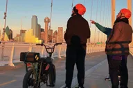 Dallas E-Bike and Scooter Sightseeing Tour thumbnail 6