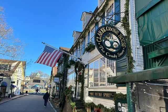 Newport Downtown Historic Audio Tour - Image 3