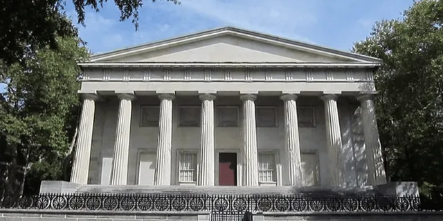 Philadelphia City Highlights Walking Tour - Image 4