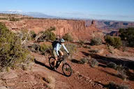 Moab Mountain Biking Tour Intermediate 4 hr thumbnail 1