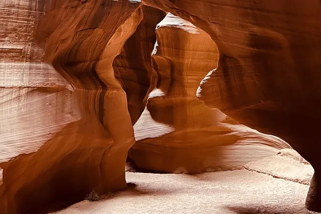 Page Antelope Canyon Tour - Image 6