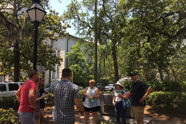 Savannah History Walking Tour 2 hr - Image 3