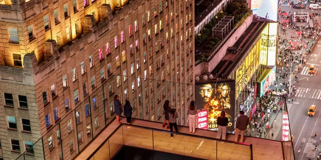 New York City Times Square Viewing Deck - Image 5