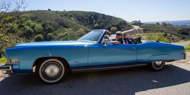 Los Angeles Cadillac Convertible Tour - Image 4
