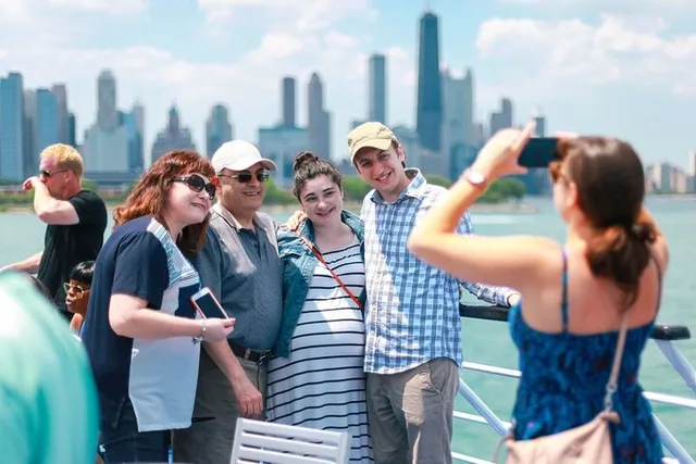 Norfolk Dinner Cruise on the Elizabeth River - Image 5