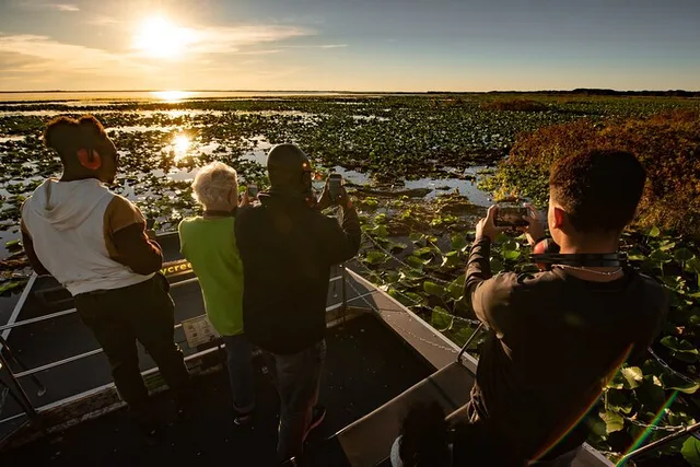 Orlando Airboat Tour at Sunset 1 hr - Image 4