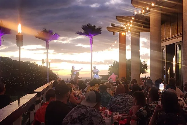 Wailea Luau Experience - Image 4