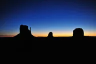Monument Valley 4x4 Tour at Sunrise or Sunset thumbnail 4