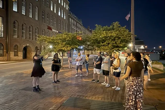 Nashville Ghost Walking Tour with Booze - Image 5