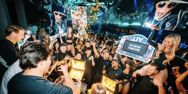 Las Vegas Club and Pool Party Experience - Image 2