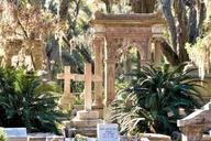 Savannah Bonaventure Cemetery Walking Tour with Transportation thumbnail 2