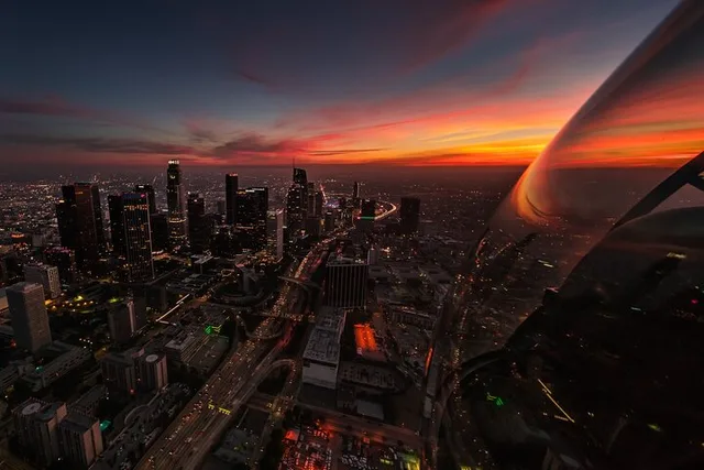 Los Angeles Helicopter Tour at Sunset - Image 2