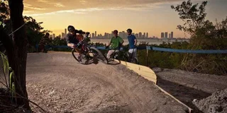 Miami Mountain Bike Rental on Virginia Key Trails