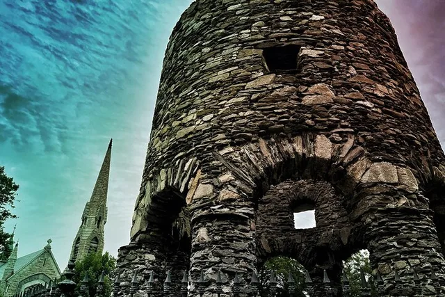 Newport Ghost Tour: Seaside Hauntings 1 hr - Image 1