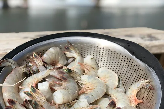 Shem Creek History and Shrimp Walking Tour - Image 6