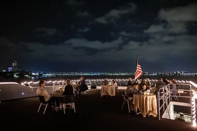 San Diego Harbor Dinner Cruise - Image 1
