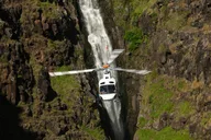 Kauai Helicopter Tour Doors-On 60 Min thumbnail 4