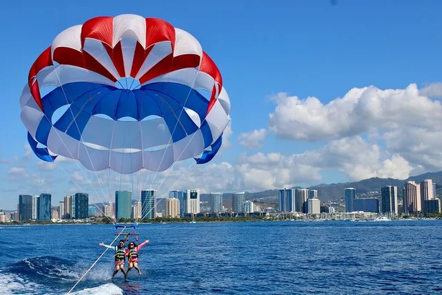 Waikiki Parasailing Adventure Over Diamond Head - Image 1