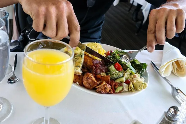 San Francisco Brunch Cruise - Image 3