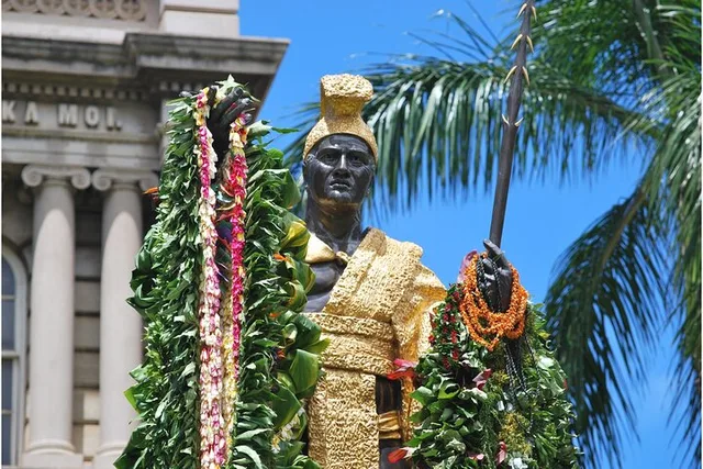 Honolulu Pearl Harbor and Hawaii Kingdom History Tour - Image 6