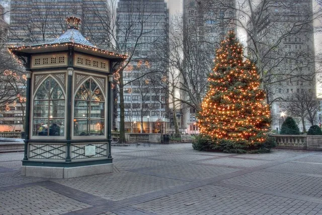 Philadelphia Christmas Tour with Shoofly & Cookie - Image 5