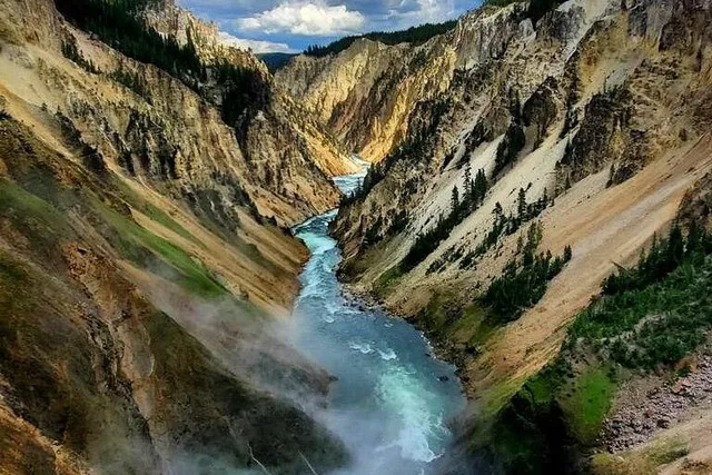 Yellowstone Lower Loop Private Tour - Image 2