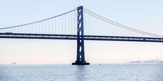 San Francisco Bridge-to-Bridge Cruise 90 Minutes - Image 3