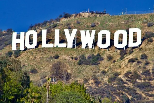Los Angeles E-Car Tour: Hollywood & Beverly Hills - Image 6
