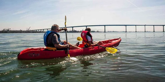 Coronado Kayak Tour 90 Min - Image 5