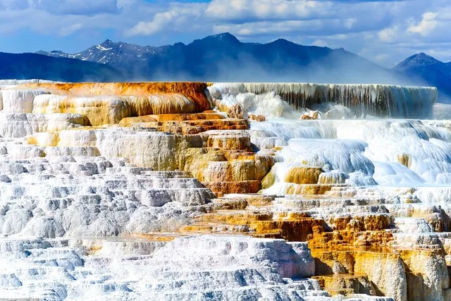 Yellowstone National Park Self-Guided Audio Tour - Image 1