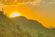 Phoenix Sunrise Guided Hike thumbnail 2
