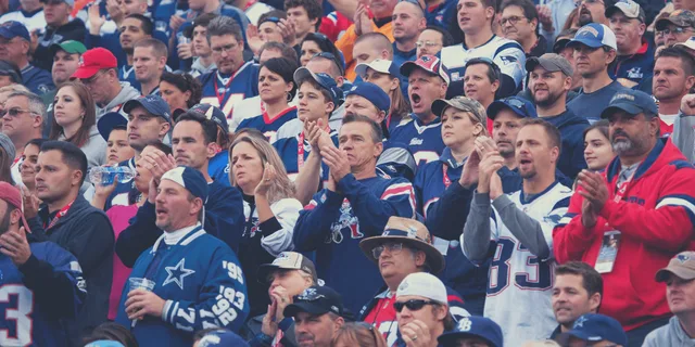 Boston Sports Game Tickets - Image 3