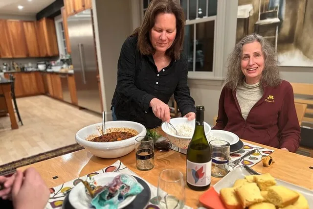 Cambridge Vegan Meal with Locals - Image 1